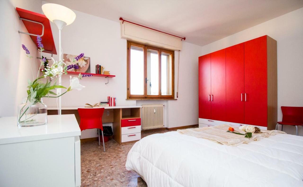 Innpisarentals - Pisa Riverside Apartment エクステリア 写真